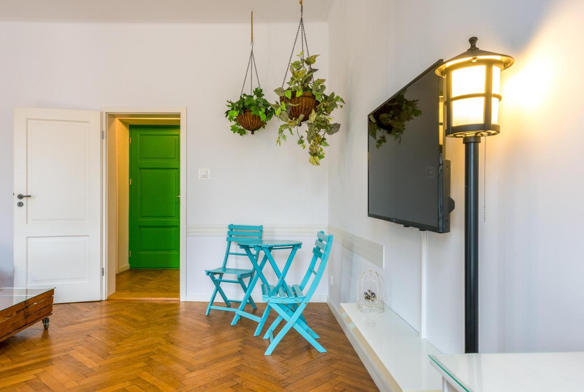 Two-Bedroom Apartment air condition balcony
