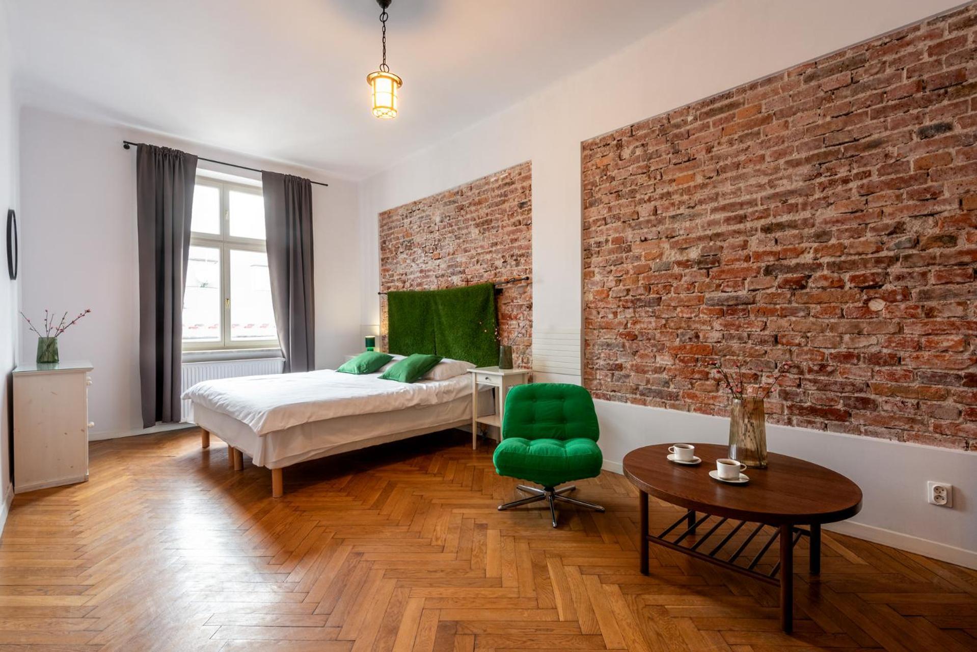 Two-Bedroom Apartment air condition balcony